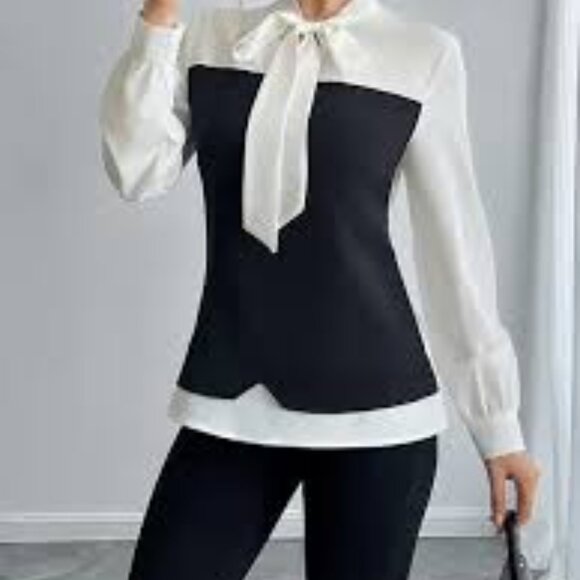 Tops - ⭐ Bowtie Classic